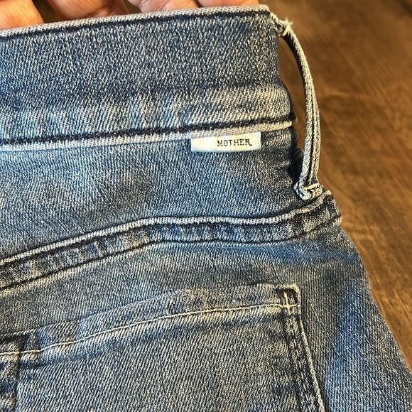MOTHER Size 25 gypsy insider crop fray jeans - Picture 7 of 10